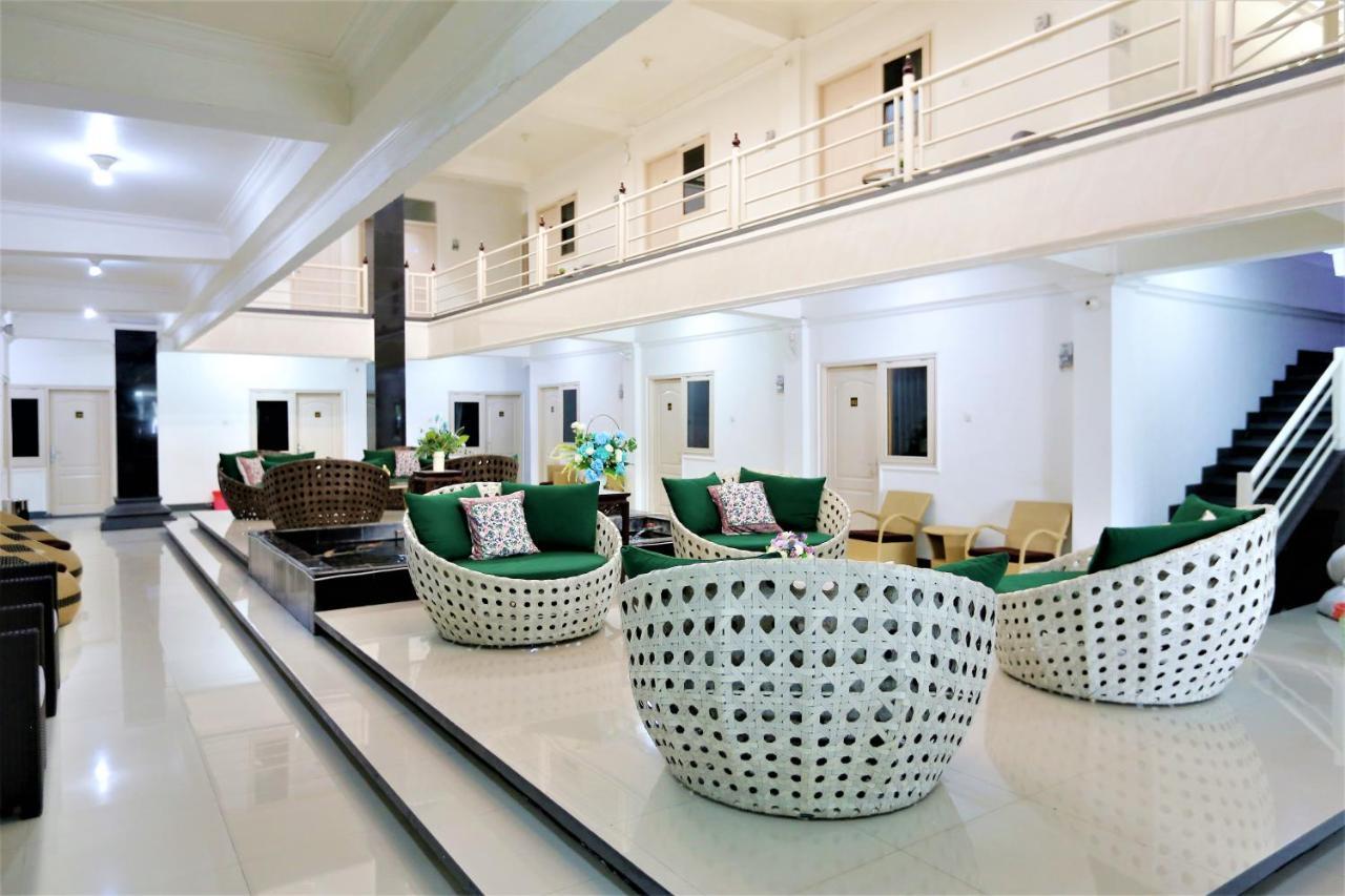 Gading Guest House Mataram Exterior foto